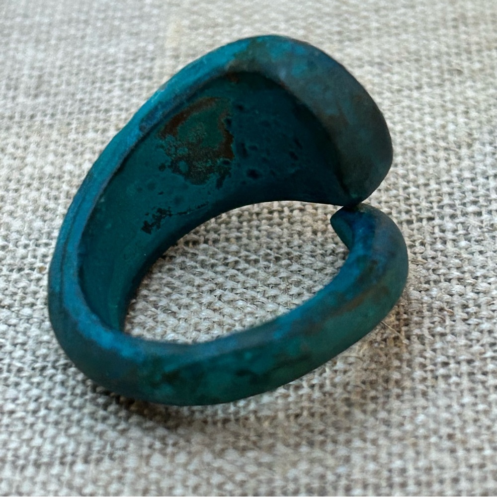 Robert Lee Morris Ring Faceted Iridescent Stone Patina Band NEW Sz 7.5 - Picture 4 of 9